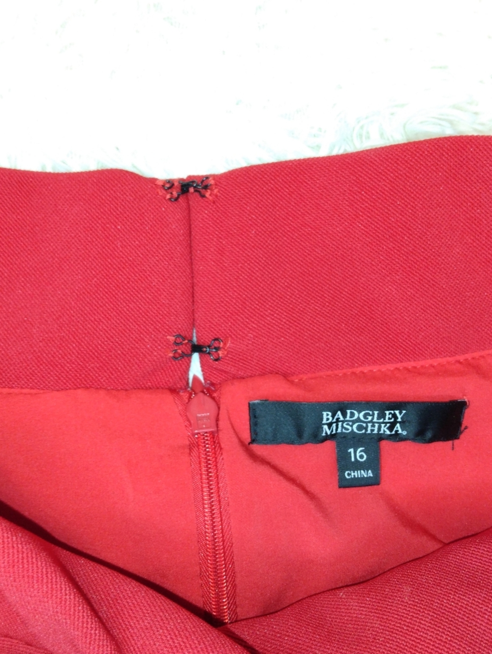 Badgley Mischka Red Bow Cocktail Dress Size 16 - Picture 4 of 7